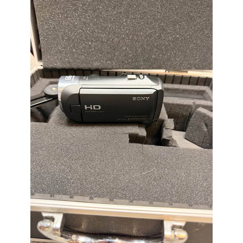 Sony Handycam HDR-CX405 HD Camcorder 9.2MP 30x Zoom Black with Tripod and Case